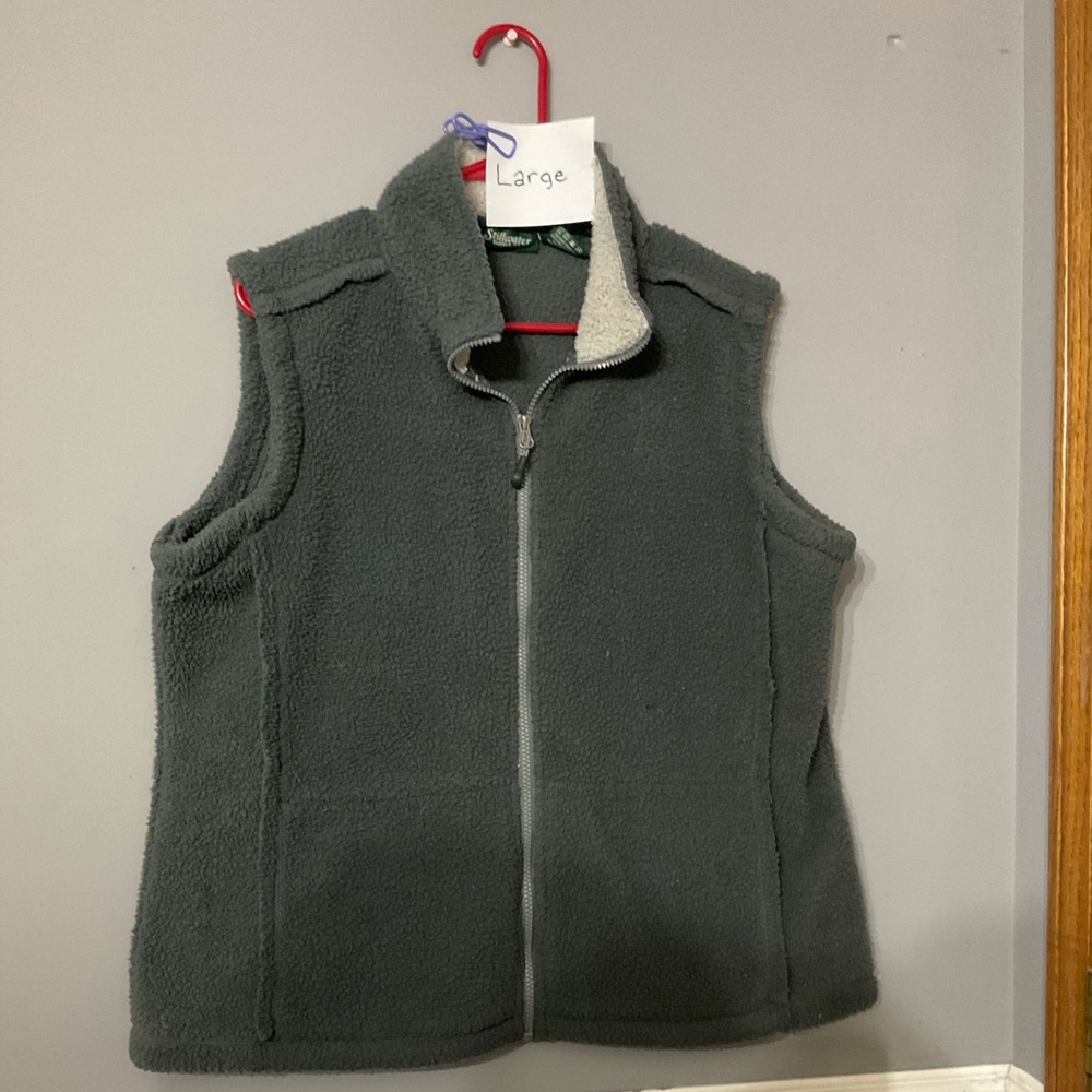 Women’s Gray Sherpa Vest